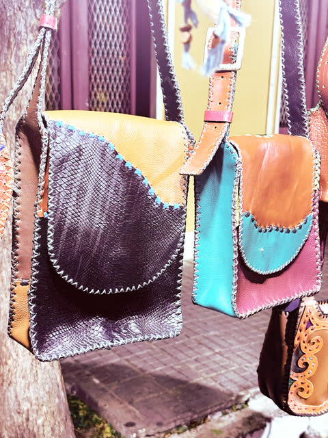 Bolsas de couro feitas à mão